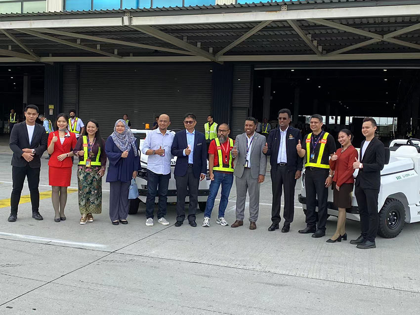 Hangcha Tow Tractor Trailed at Kuala Lumpur Successfully-03.jpg